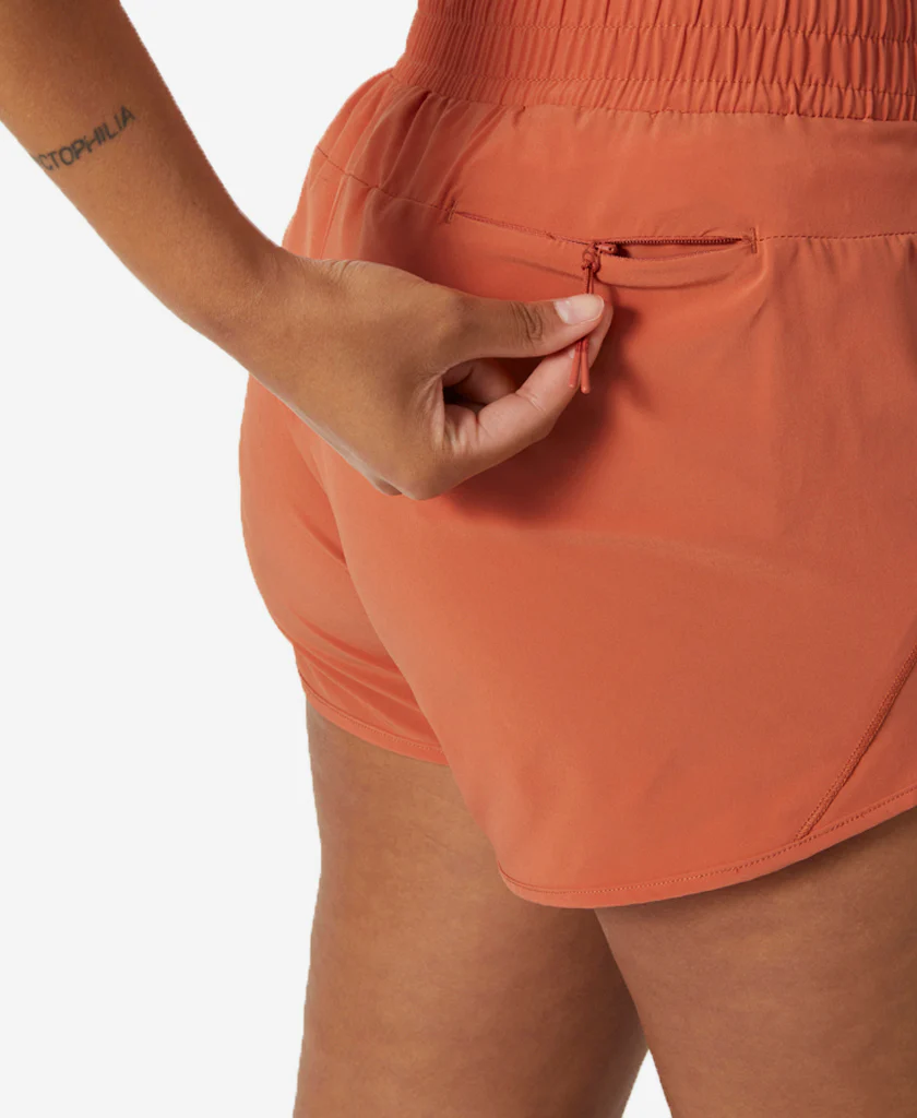 W TECH TRAIL SHORTS, Terracotta - Image 3